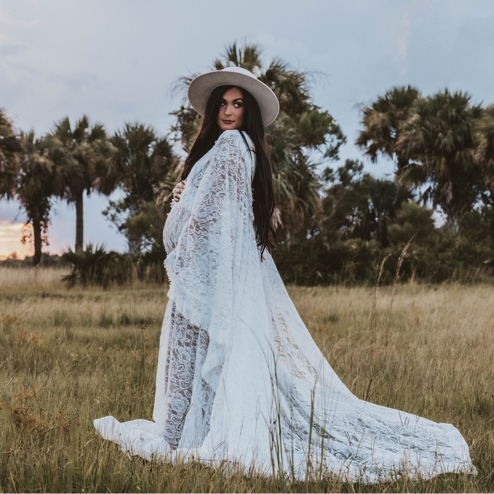 Maternity gown